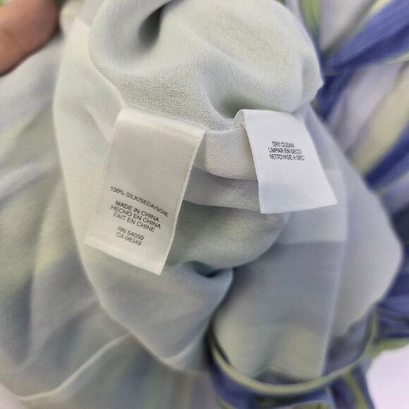 Jones New York Silk Tie Front Blouse Watercolor Stripe Green Blue Size 14 - Picture 7 of 7